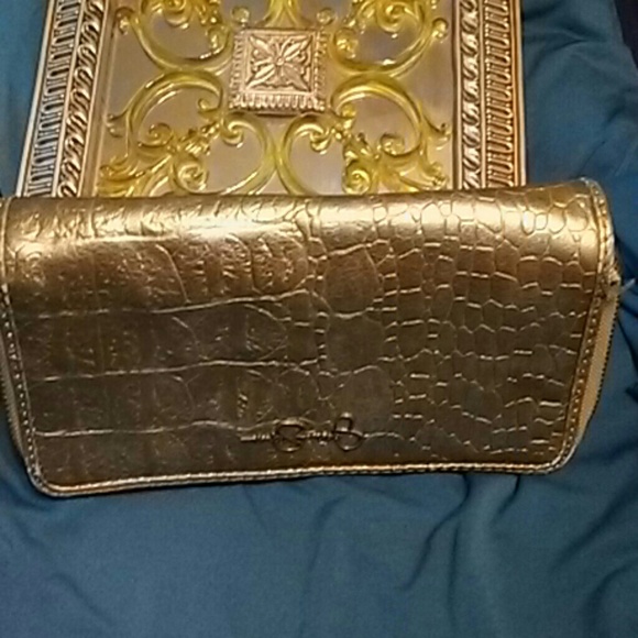 Jessica Simpson Antique Gold Clutch - Picture 4 of 8